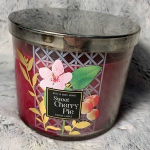 Sweet Cherry Pie 3-Wick Candle from Bath & Body Works (2018) BBW